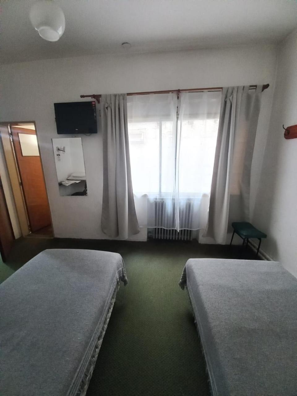Residencial Ski Ескуел Екстериор снимка